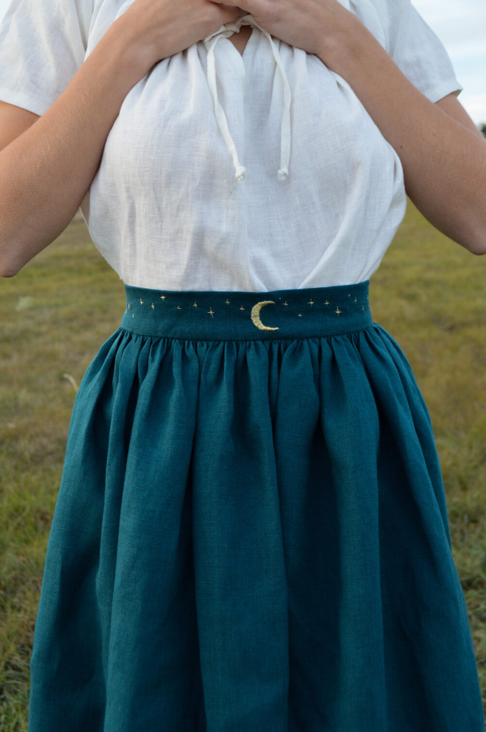 Belle Hand Embroidered Skirt - Image 3